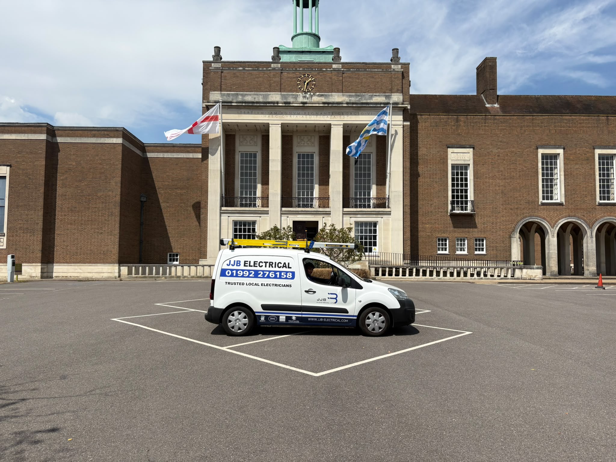 Electrician in Hertford