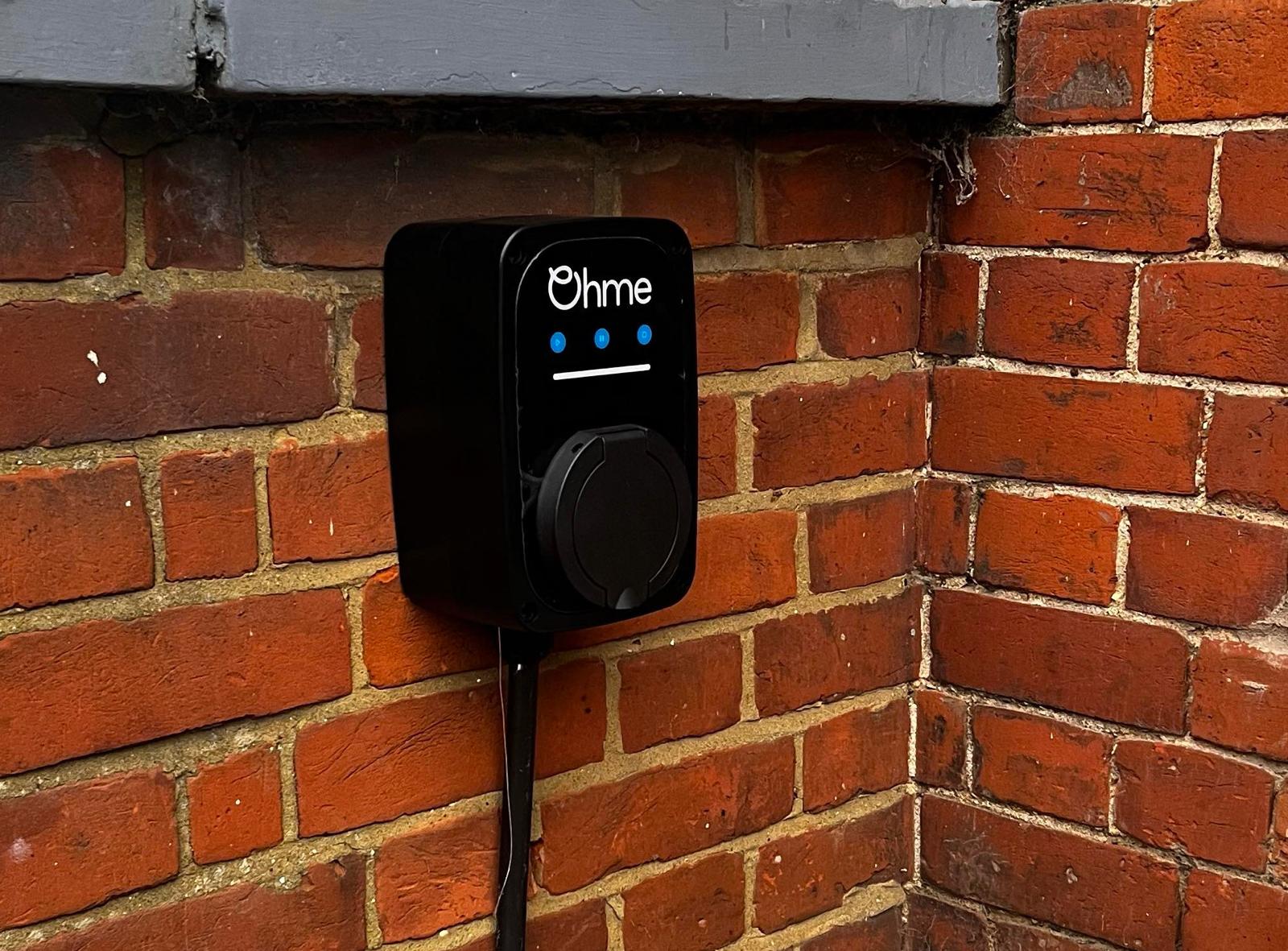 Untethered charger install