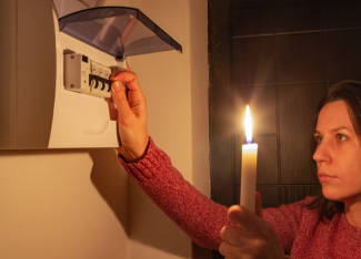 What Causes Intermittent Power Loss in Certain Rooms in Harlow?