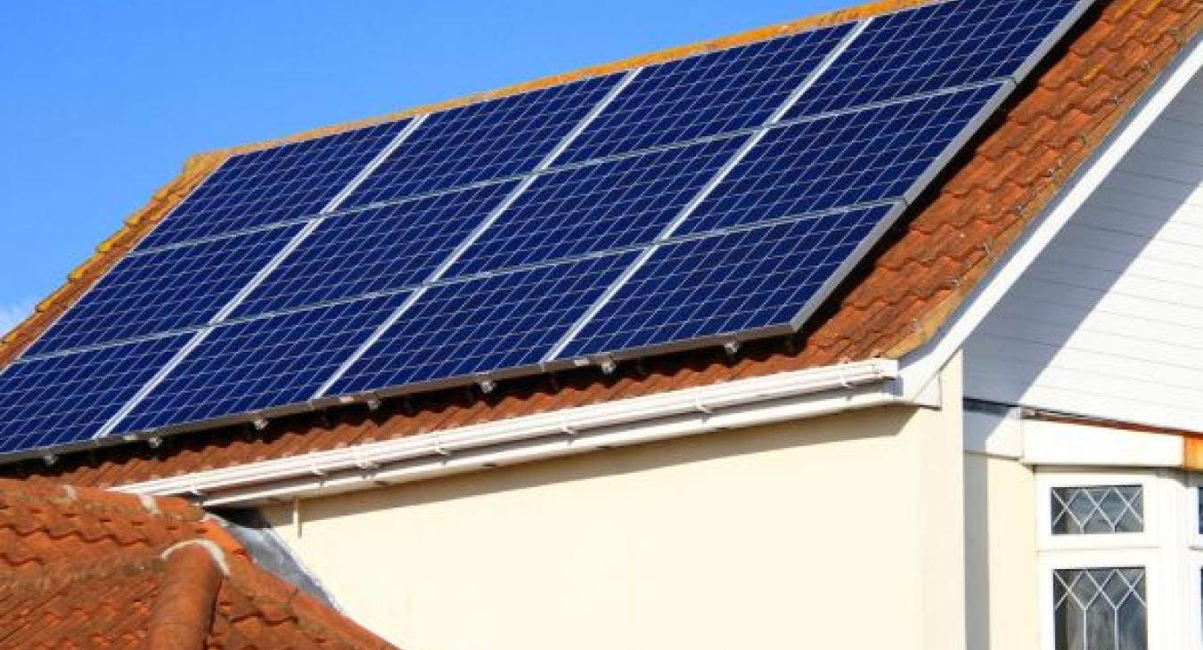 Can Solar Panels Power My Entire Home in Cheshunt?